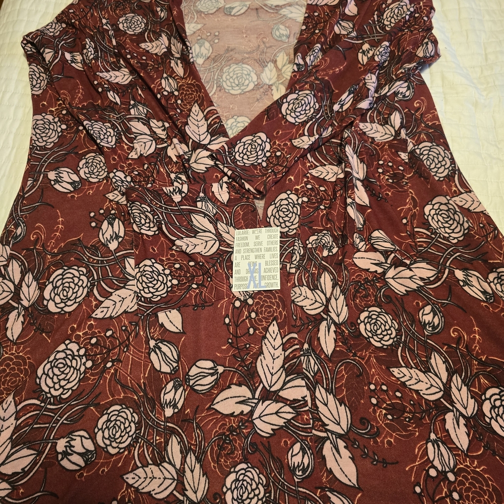 LuLaRoe Sarah Cardigan – Women’s XL – Burgundy Floral Duster
